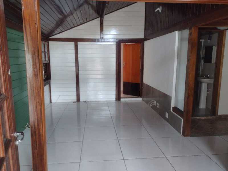 Casa à venda com 4 quartos, 300m² - Foto 11