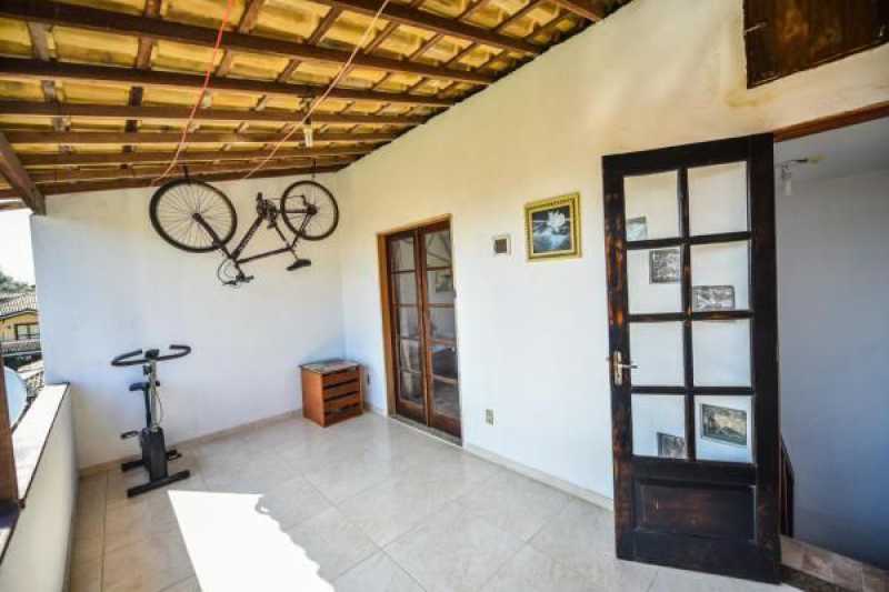 Casa de Condomínio à venda com 3 quartos, 150m² - Foto 3