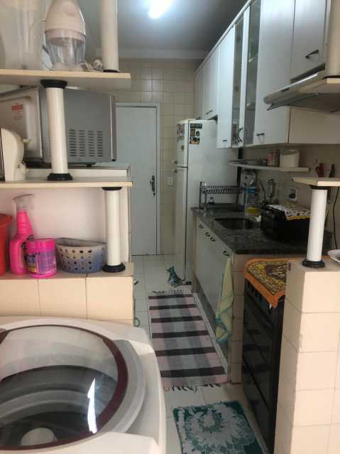 Apartamento à venda com 3 quartos, 106m² - Foto 3