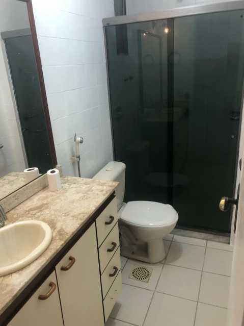 Apartamento à venda com 3 quartos, 106m² - Foto 7