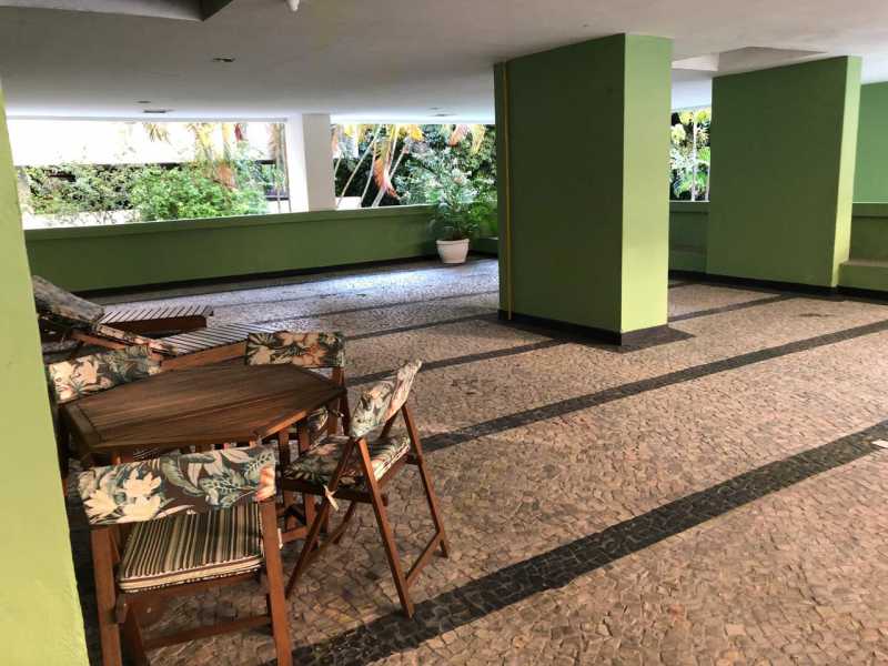 Apartamento à venda com 3 quartos, 106m² - Foto 18