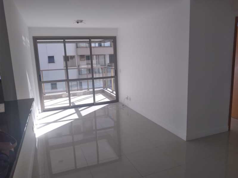 Apartamento à venda com 3 quartos, 82m² - Foto 5