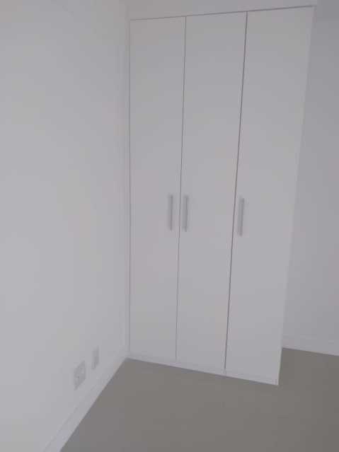 Apartamento à venda com 3 quartos, 82m² - Foto 9