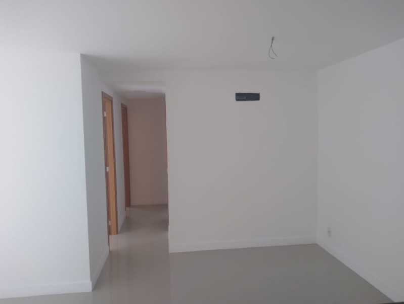 Apartamento à venda com 3 quartos, 82m² - Foto 10