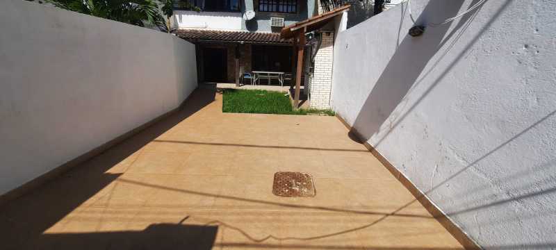 Casa de Condomínio à venda com 4 quartos, 200m² - Foto 6