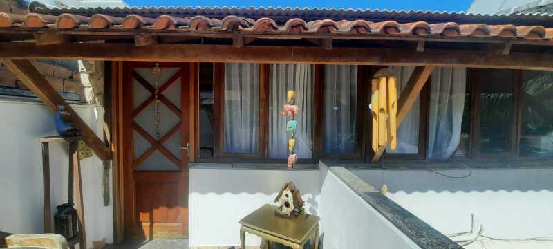 Casa de Condomínio à venda com 4 quartos, 200m² - Foto 9