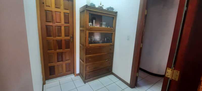 Casa de Condomínio à venda com 4 quartos, 200m² - Foto 16