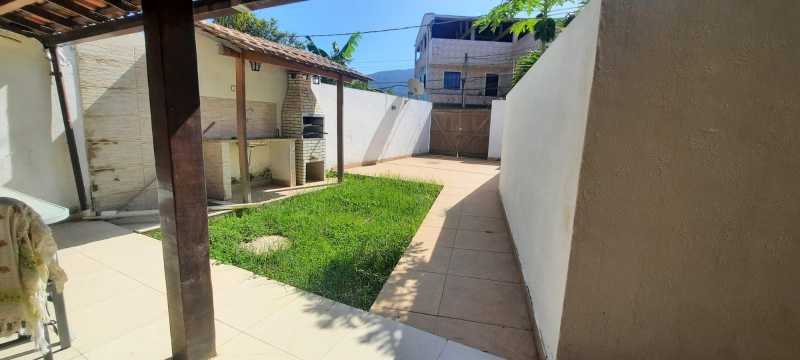 Casa de Condomínio à venda com 4 quartos, 200m² - Foto 23