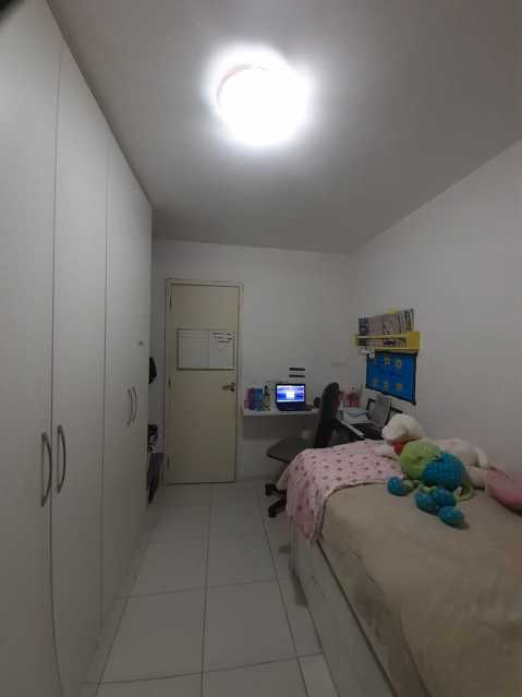 Apartamento à venda com 2 quartos, 68m² - Foto 5