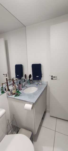 Apartamento à venda com 2 quartos, 60m² - Foto 5