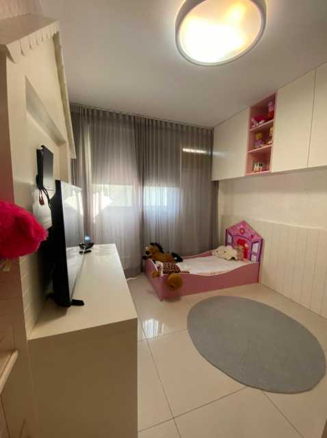 Apartamento à venda com 3 quartos, 117m² - Foto 15