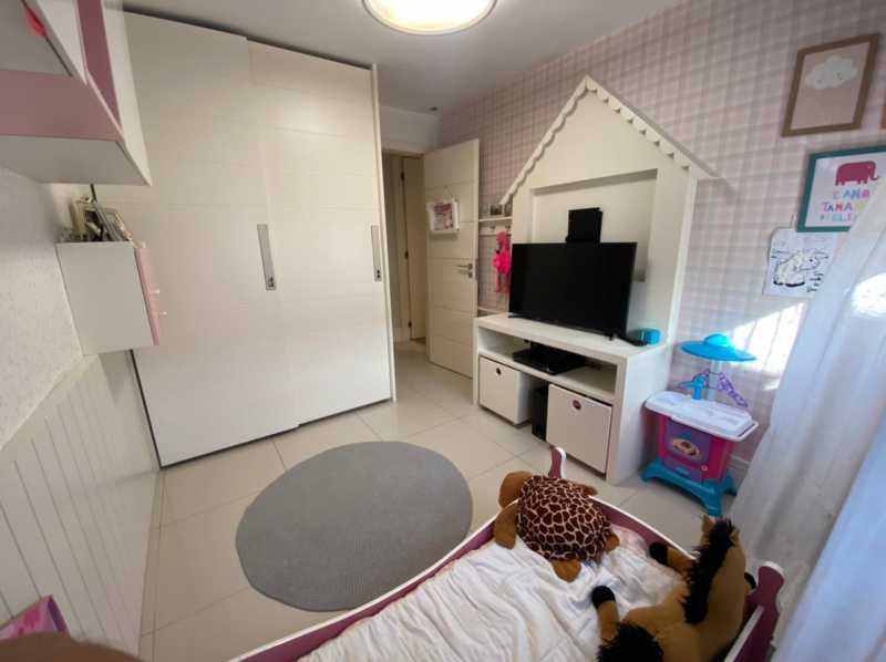 Apartamento à venda com 3 quartos, 117m² - Foto 17