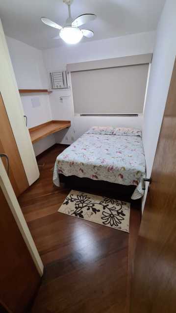 Apartamento à venda com 3 quartos, 90m² - Foto 18