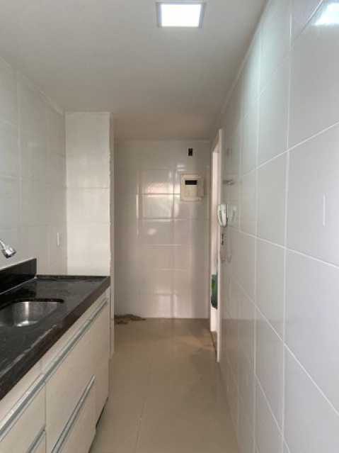 Apartamento à venda com 2 quartos, 70m² - Foto 7