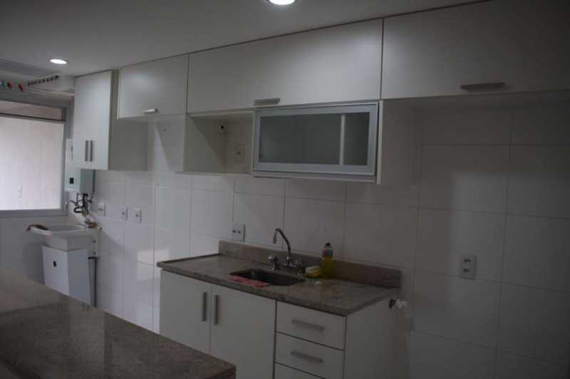 Apartamento à venda com 2 quartos, 100m² - Foto 12