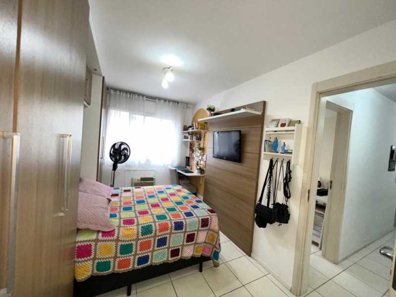 Apartamento à venda com 2 quartos, 62m² - Foto 14