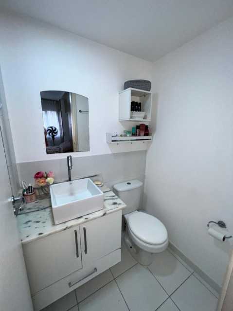 Apartamento à venda com 2 quartos, 62m² - Foto 19