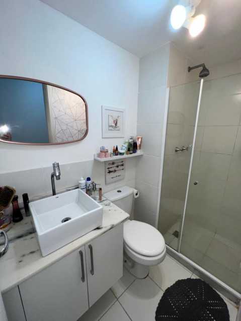 Apartamento à venda com 2 quartos, 62m² - Foto 9