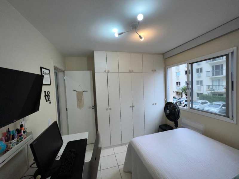 Apartamento à venda com 2 quartos, 62m² - Foto 11