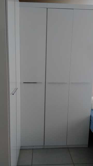 Apartamento à venda com 4 quartos, 85m² - Foto 19