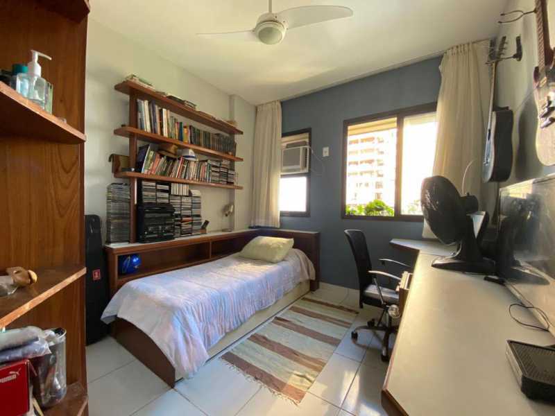 Apartamento à venda com 4 quartos, 170m² - Foto 20