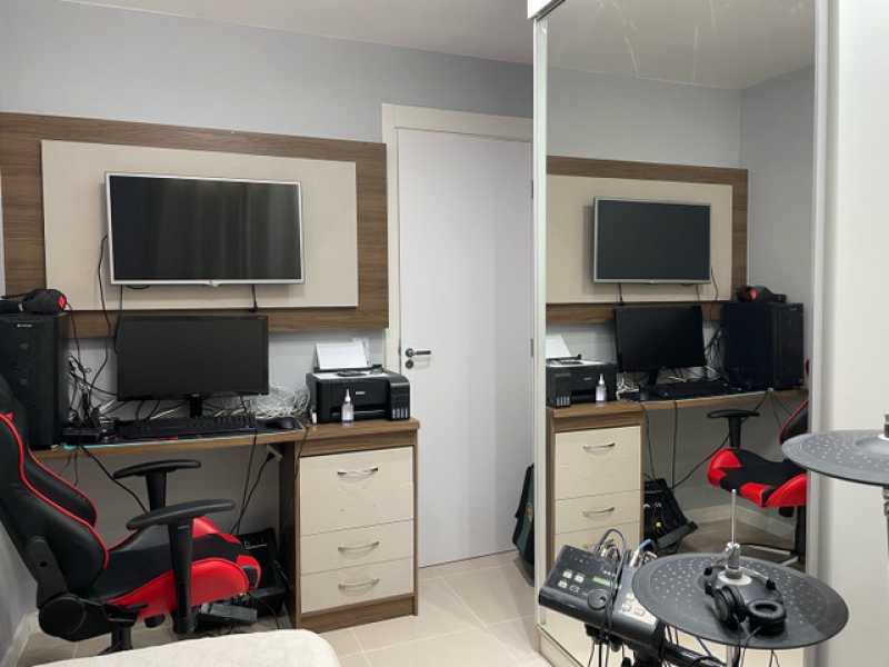 Apartamento à venda com 2 quartos, 64m² - Foto 11