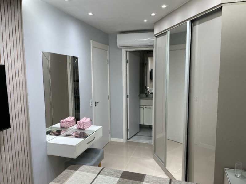 Apartamento à venda com 2 quartos, 64m² - Foto 14