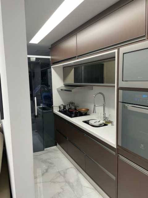 Apartamento à venda com 2 quartos, 64m² - Foto 15