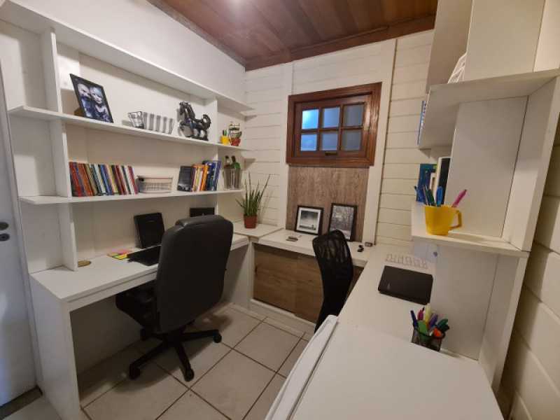 Casa de Condomínio à venda com 4 quartos, 180m² - Foto 12