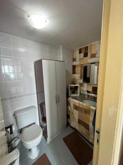 Apartamento à venda com 2 quartos, 72m² - Foto 5