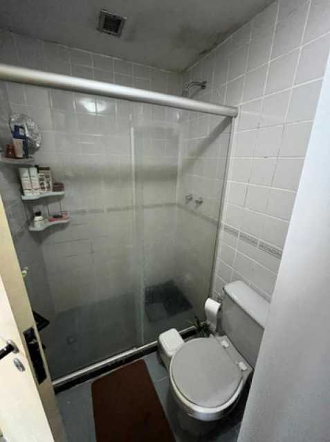 Apartamento à venda com 2 quartos, 72m² - Foto 10