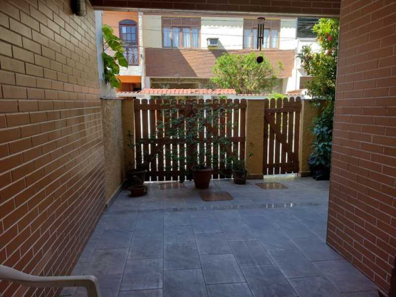 Casa de Condomínio à venda com 2 quartos, 110m² - Foto 3