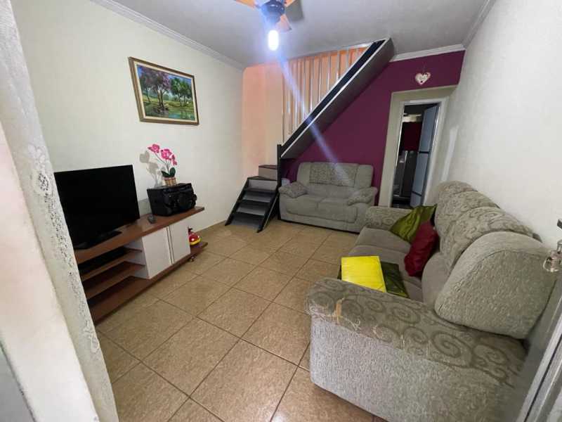 Casa à venda com 2 quartos, 70m² - Foto 17