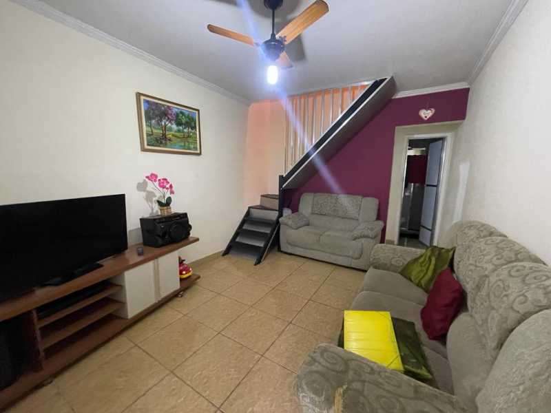 Casa à venda com 2 quartos, 70m² - Foto 18