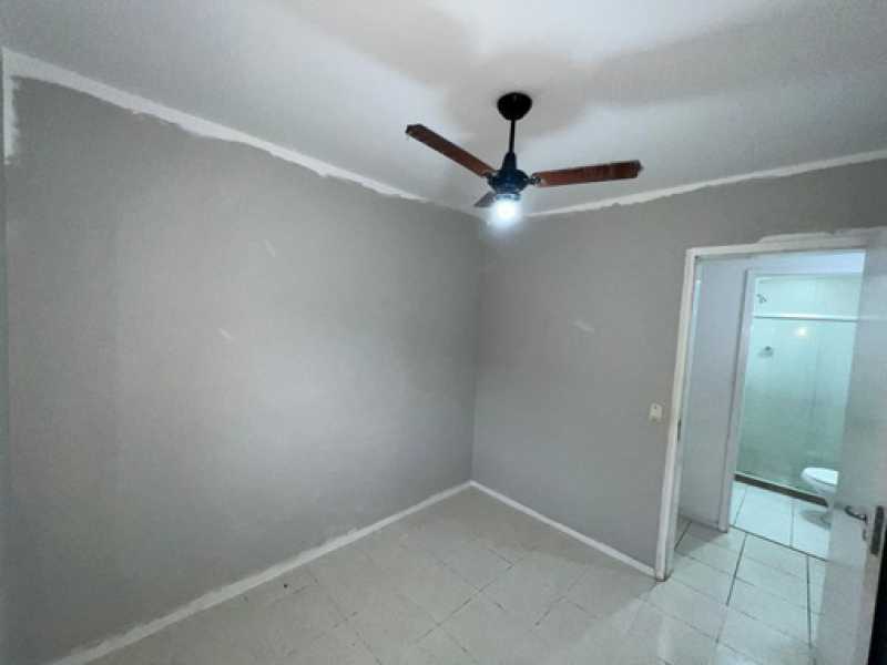 Apartamento à venda com 4 quartos, 96m² - Foto 10