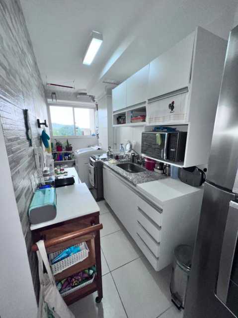 Apartamento à venda com 2 quartos, 60m² - Foto 4