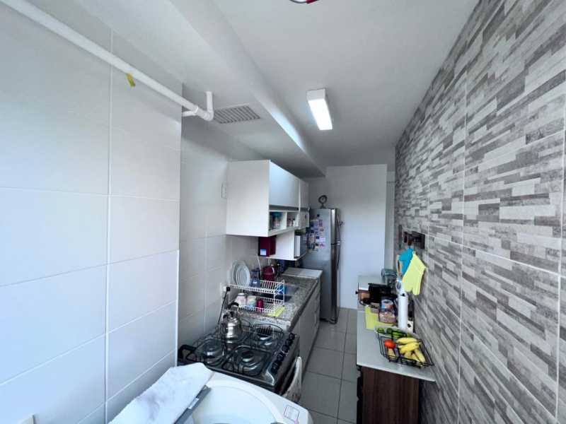 Apartamento à venda com 2 quartos, 60m² - Foto 15