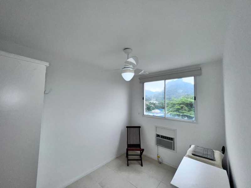 Apartamento à venda com 2 quartos, 60m² - Foto 18