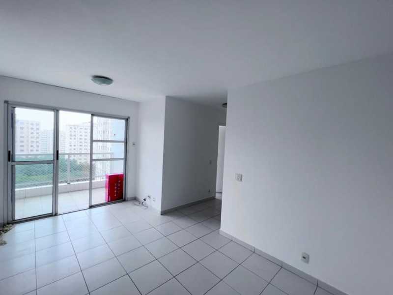 Apartamento à venda com 2 quartos, 60m² - Foto 6