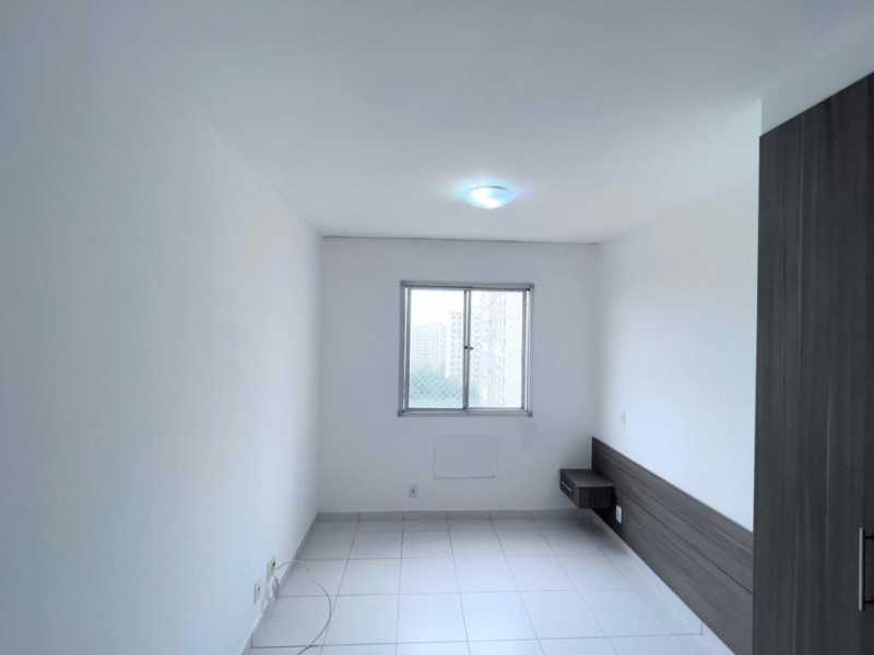 Apartamento à venda com 2 quartos, 60m² - Foto 17