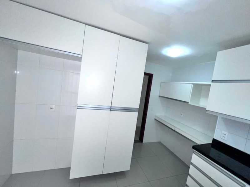 Apartamento à venda com 2 quartos, 80m² - Foto 22