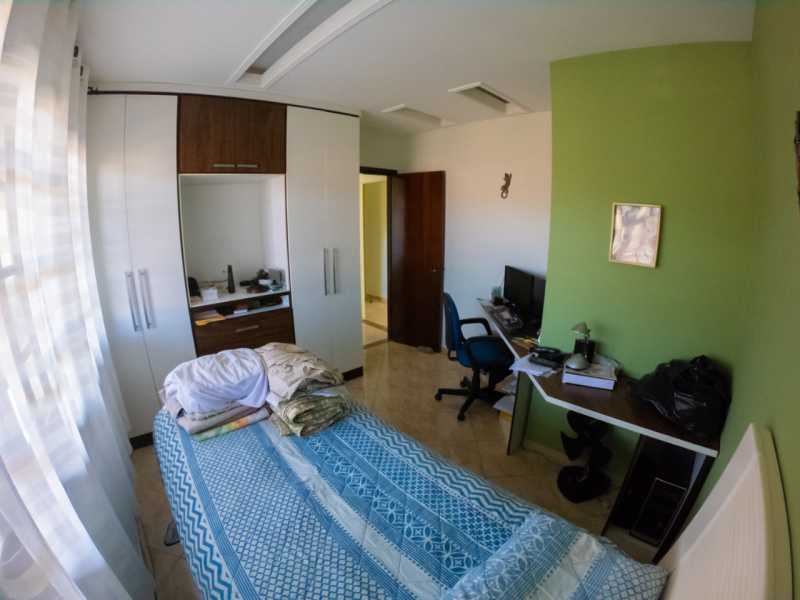 Casa de Condomínio à venda com 4 quartos, 363m² - Foto 7