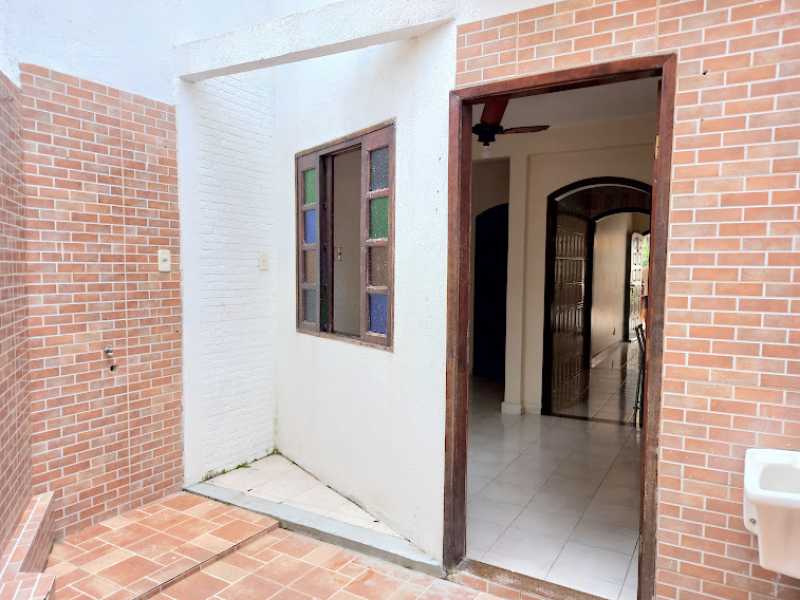 Casa de Condomínio à venda com 3 quartos, 124m² - Foto 25