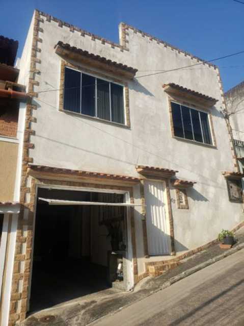 Casa de Condomínio à venda com 3 quartos, 300m² - Foto 1