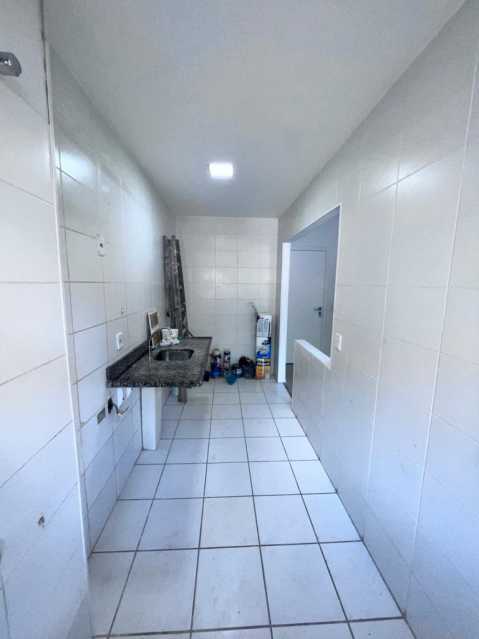 Apartamento à venda com 2 quartos, 64m² - Foto 8