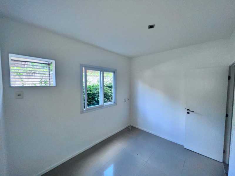 Apartamento à venda com 2 quartos, 64m² - Foto 11