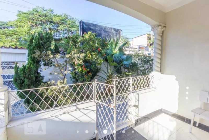 Casa à venda com 5 quartos, 378m² - Foto 9