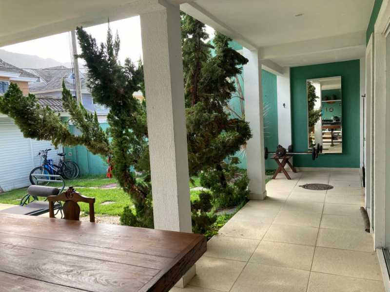 Casa de Condomínio à venda com 4 quartos, 180m² - Foto 6