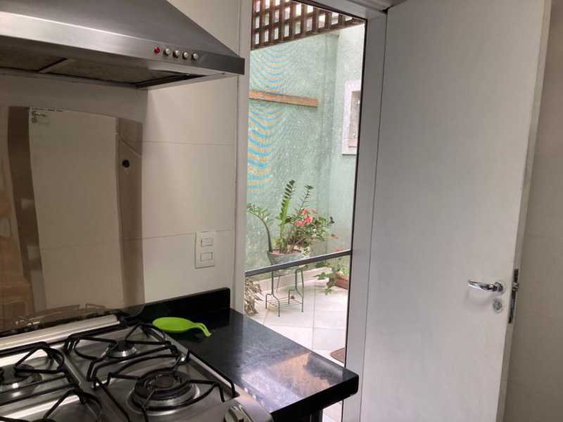 Casa de Condomínio à venda com 4 quartos, 180m² - Foto 9