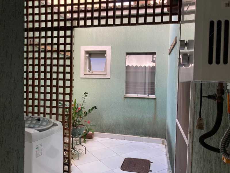 Casa de Condomínio à venda com 4 quartos, 180m² - Foto 17